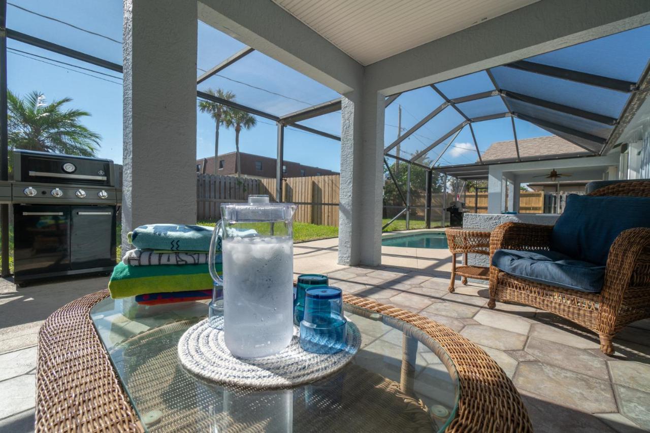 Oceanview Haven - 2Br Beach Townhome With Patio, Shared Heated Pool Steps From Paradise Beach Park! Melbourne Exteriör bild
