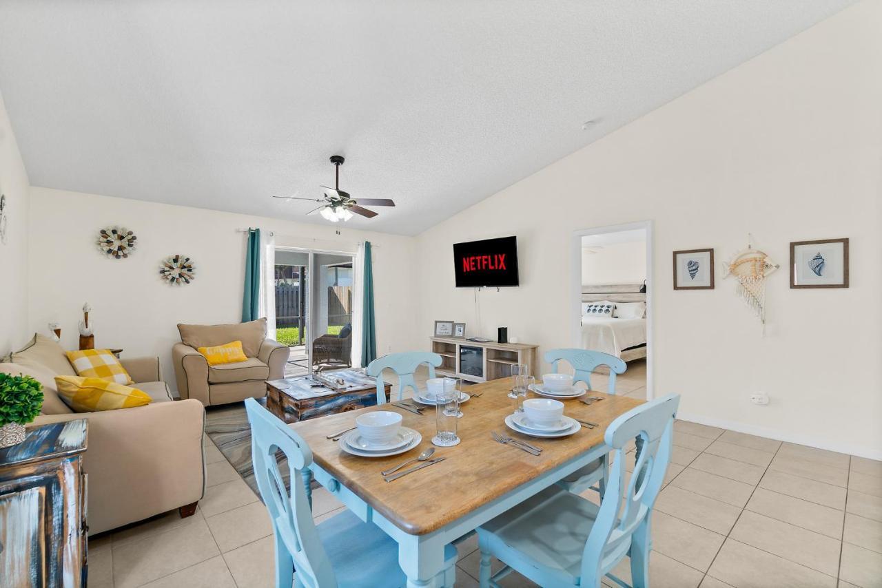 Oceanview Haven - 2Br Beach Townhome With Patio, Shared Heated Pool Steps From Paradise Beach Park! Melbourne Exteriör bild